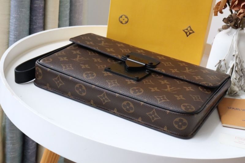 Louis Vuitton Clutch Bags